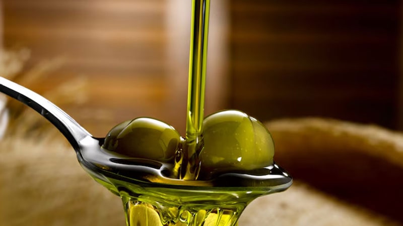 تصویر 5 از قیمت خرید روغن زیتون اصل رودبار عمده به صرفه و ارزان